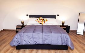 Artisti Home Naples